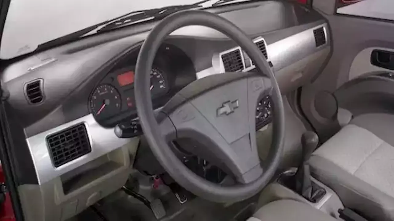 «سيارات أكل العيش» تشتعل بالسوق المصري وشيفرولية N300 تتصدر الموقف